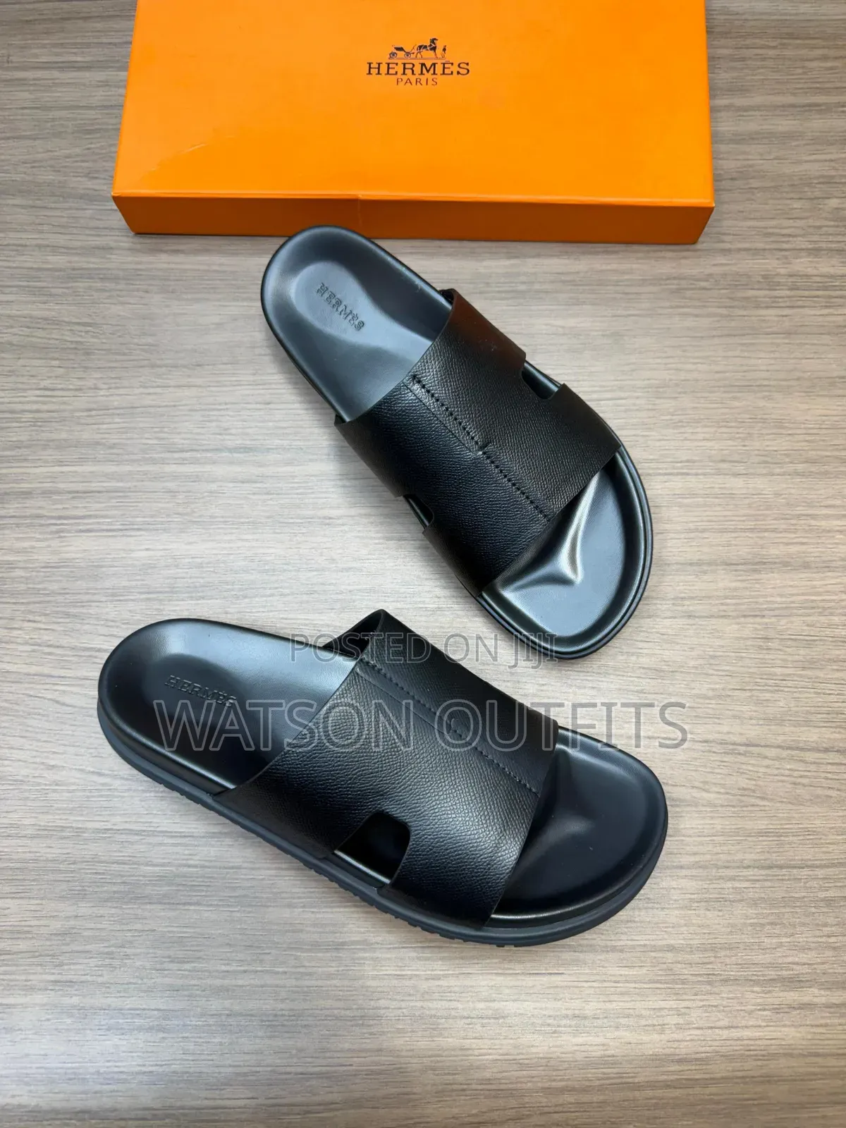 Men's Leather Sandal Shoes Hermes Topply Branded and Smoothly Made
