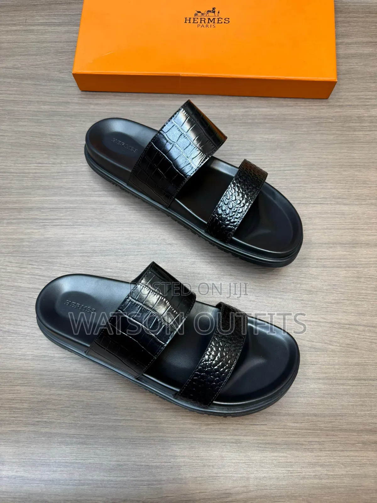 Men's Leather Sandal Shoes Hermes Topply Branded and Smoothly Made