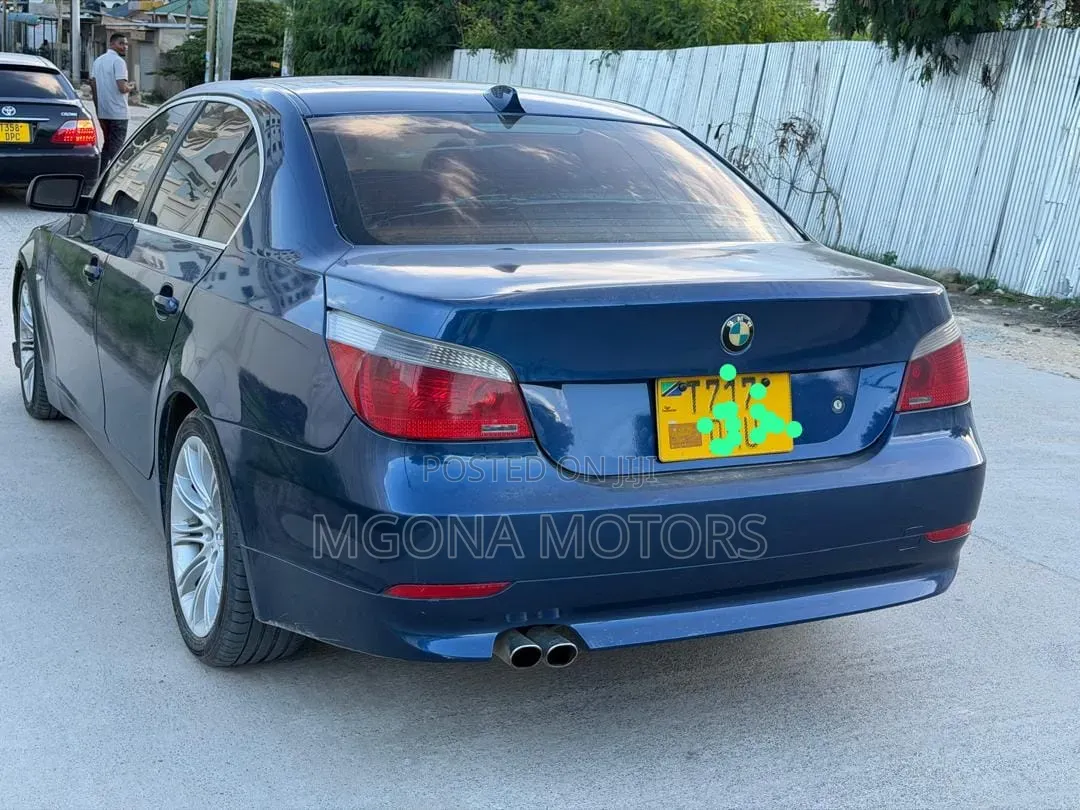 BMW 5 Series 535xi 2008 Blue