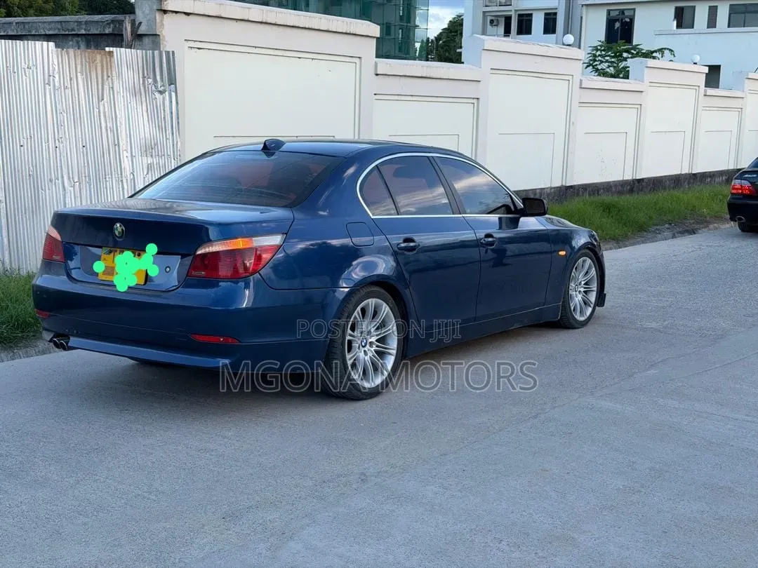 BMW 5 Series 535xi 2008 Blue