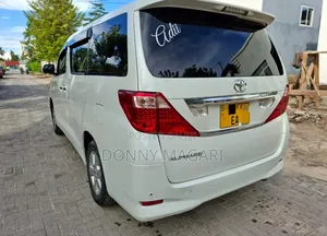 Toyota Alphard 2.4 Petrol AWD 2013 White