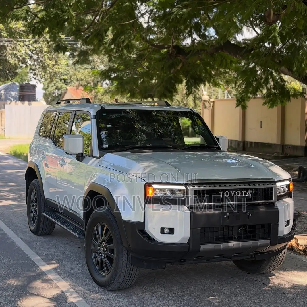 New Toyota Land Cruiser Prado 2025 White