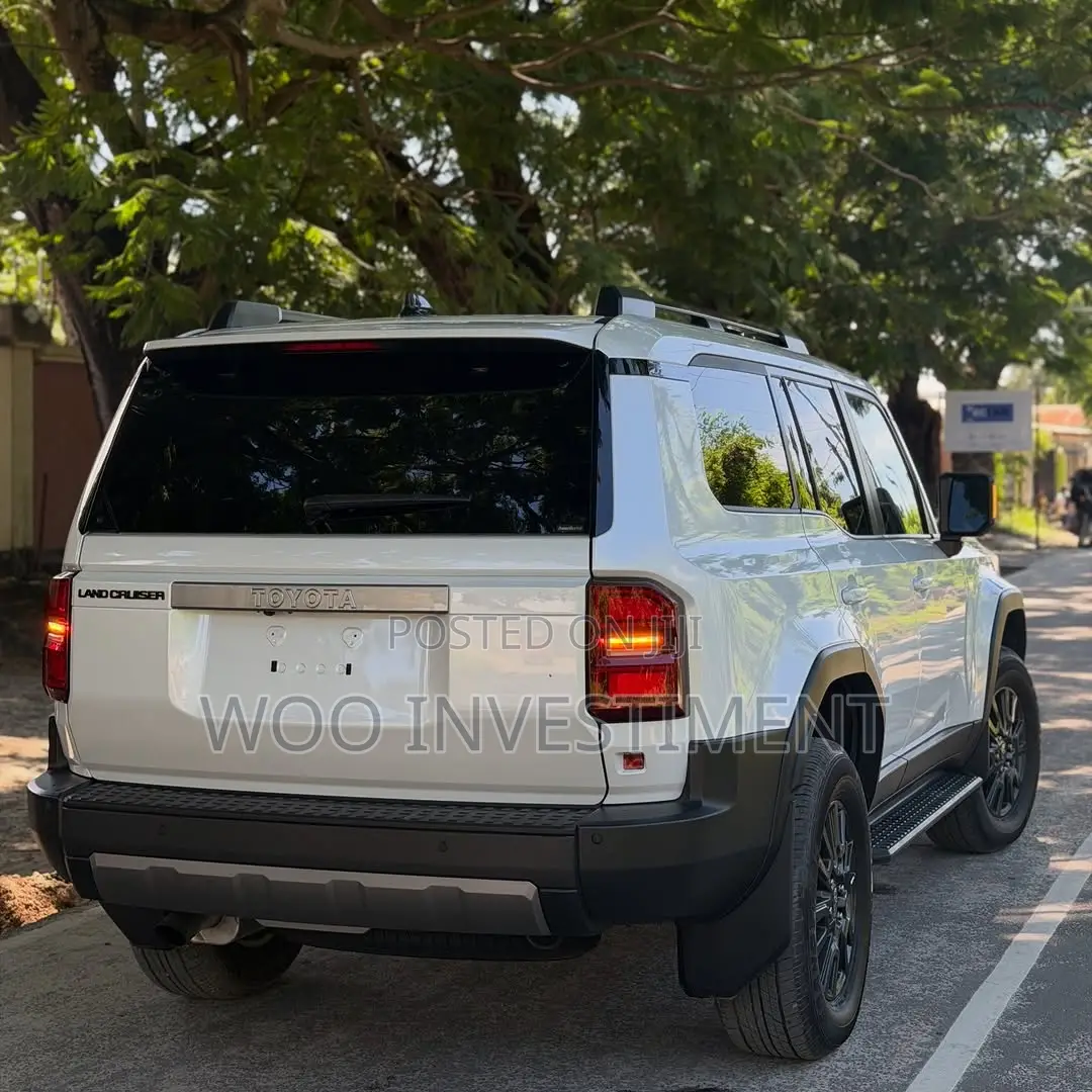 New Toyota Land Cruiser Prado 2025 White