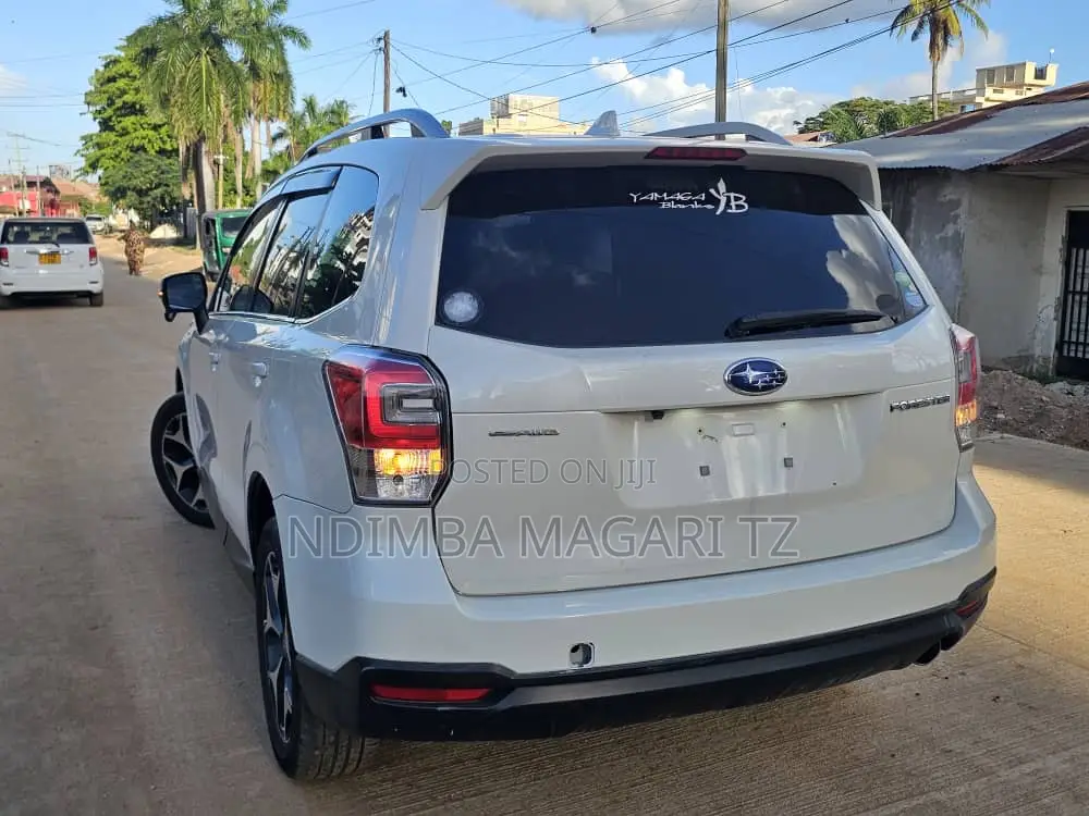 Subaru Forester 2015 White