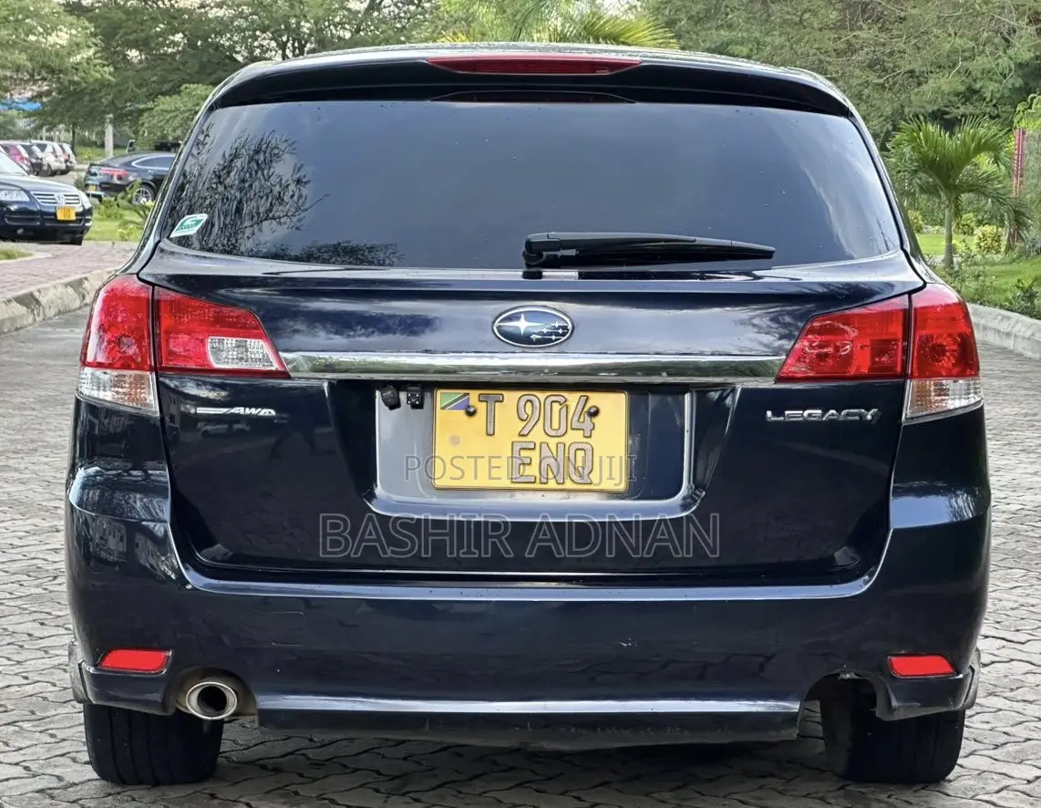 Subaru Legacy 2.5i 2013 Black
