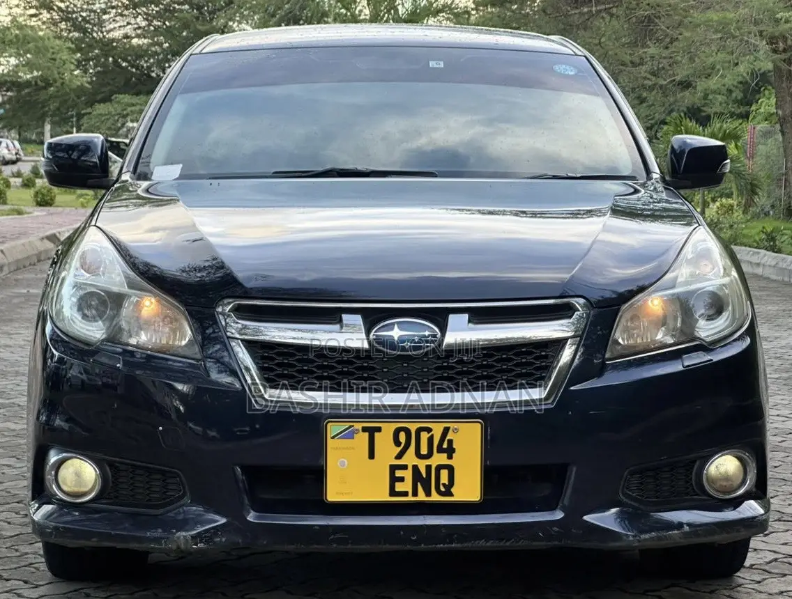 Subaru Legacy 2.5i 2013 Black