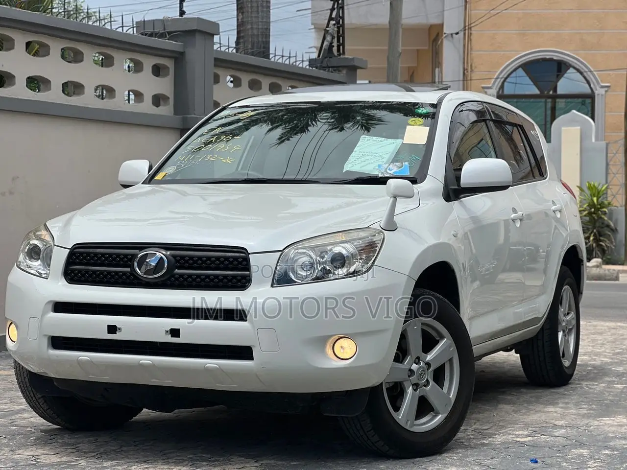Toyota RAV4 2009 White