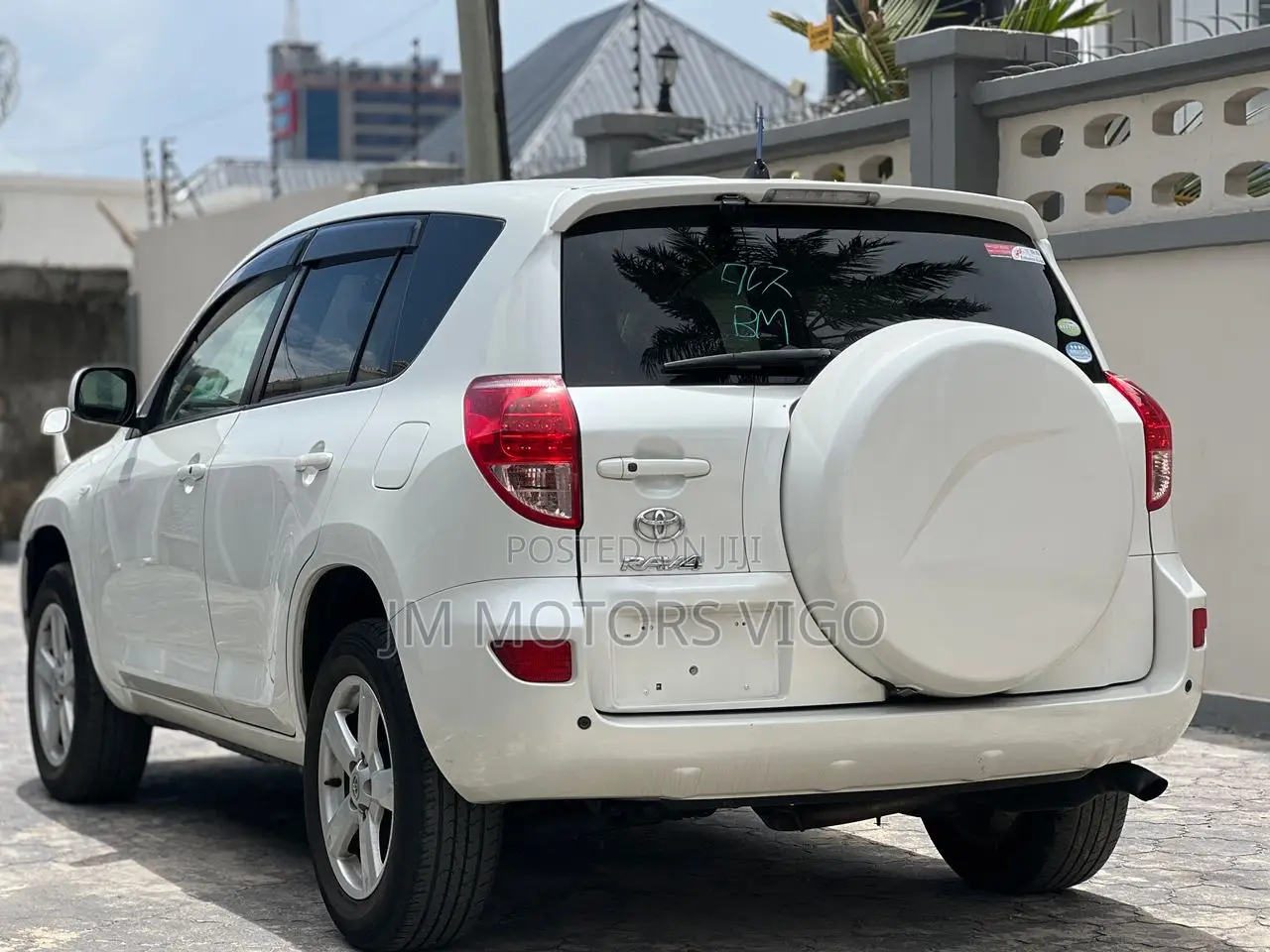 Toyota RAV4 2009 White