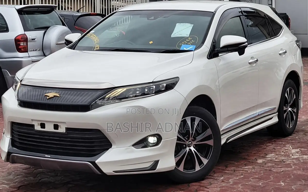 Toyota Harrier 2.0 2016 Pearl