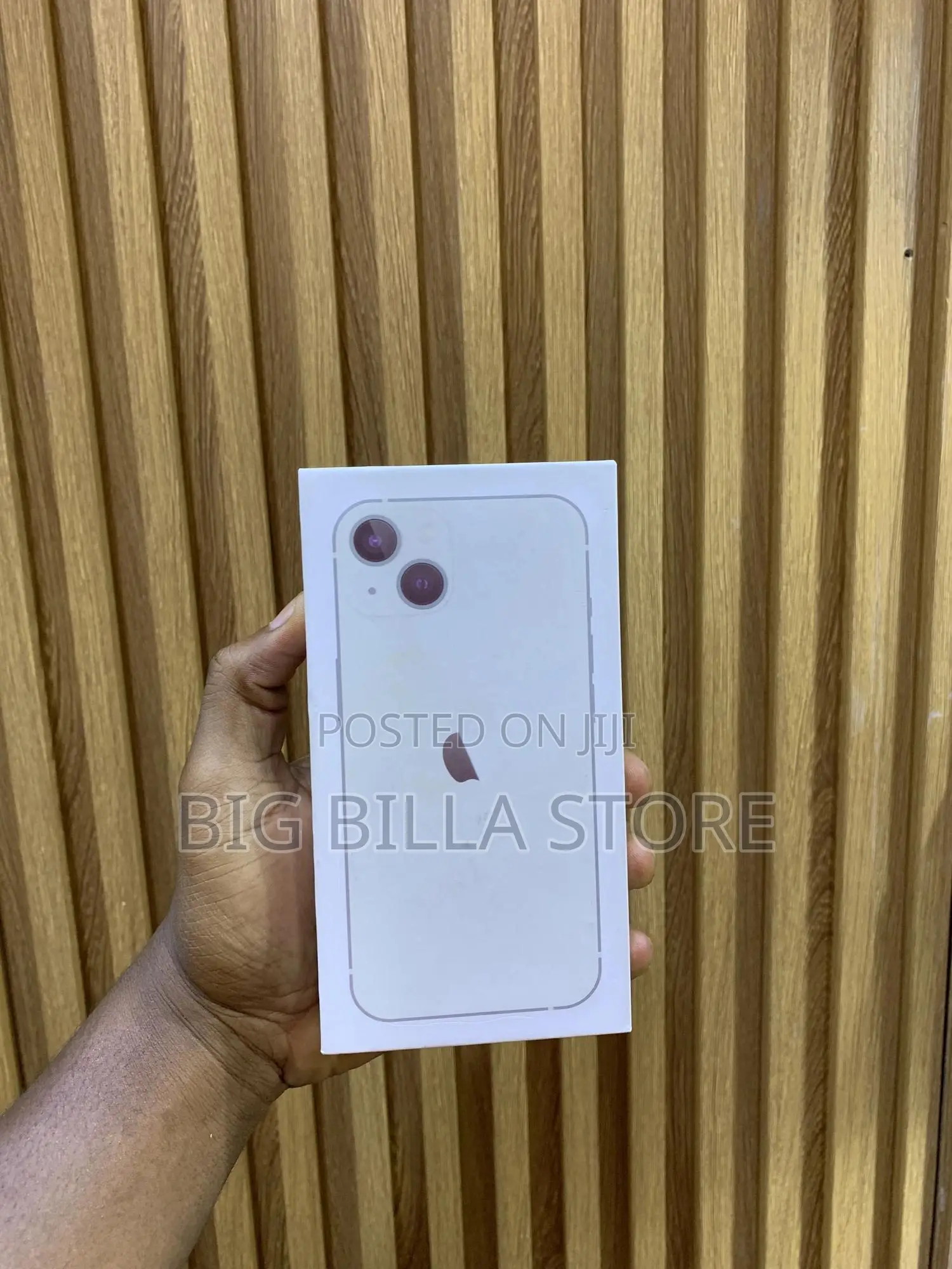 New Apple iPhone 13 128 GB White
