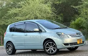 Toyota Corolla Spacio 2004 Blue
