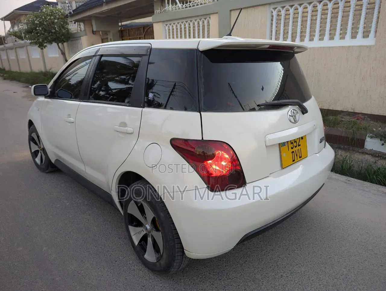 Toyota IST 2004 White