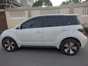 Toyota IST 2004 White