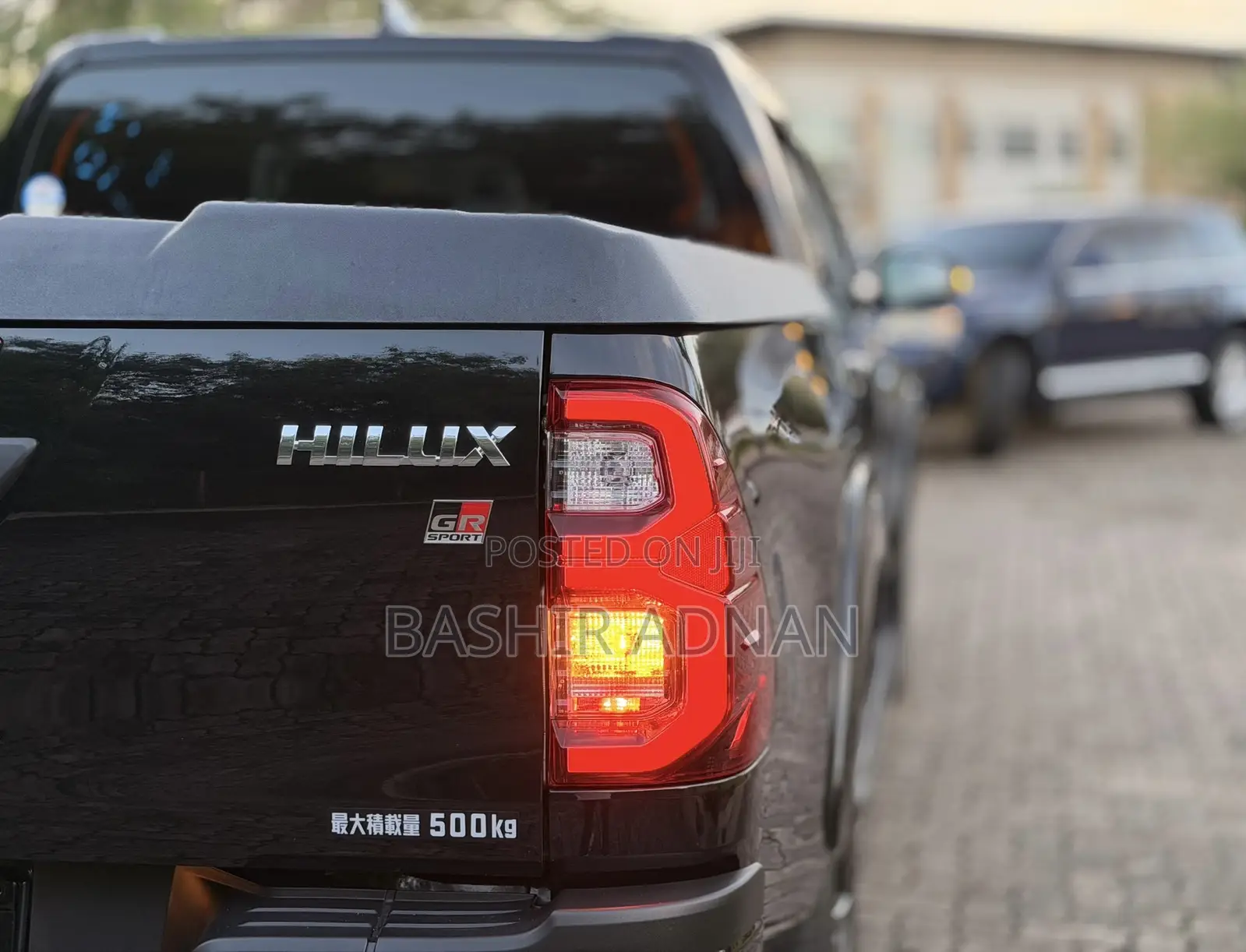 Toyota Hilux 2021 Black