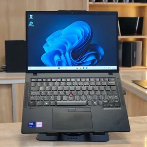 Laptop Lenovo ThinkPad T14 G4 16GB Intel Core Ultra 7 SSD 512GB