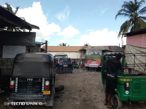 Eneo La Kibiashara Linauzwa Milioni 75 Ukonga Moshibar.