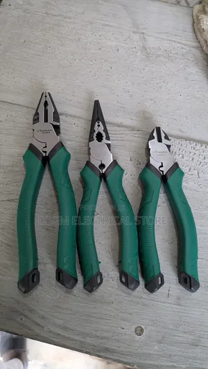 Combination Plier 8 Inches