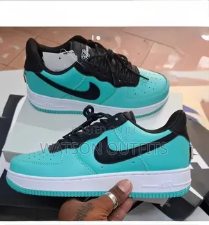 Men's Leather Sneakers or Airforce 1 Shoes 1 Colours Very Unique
