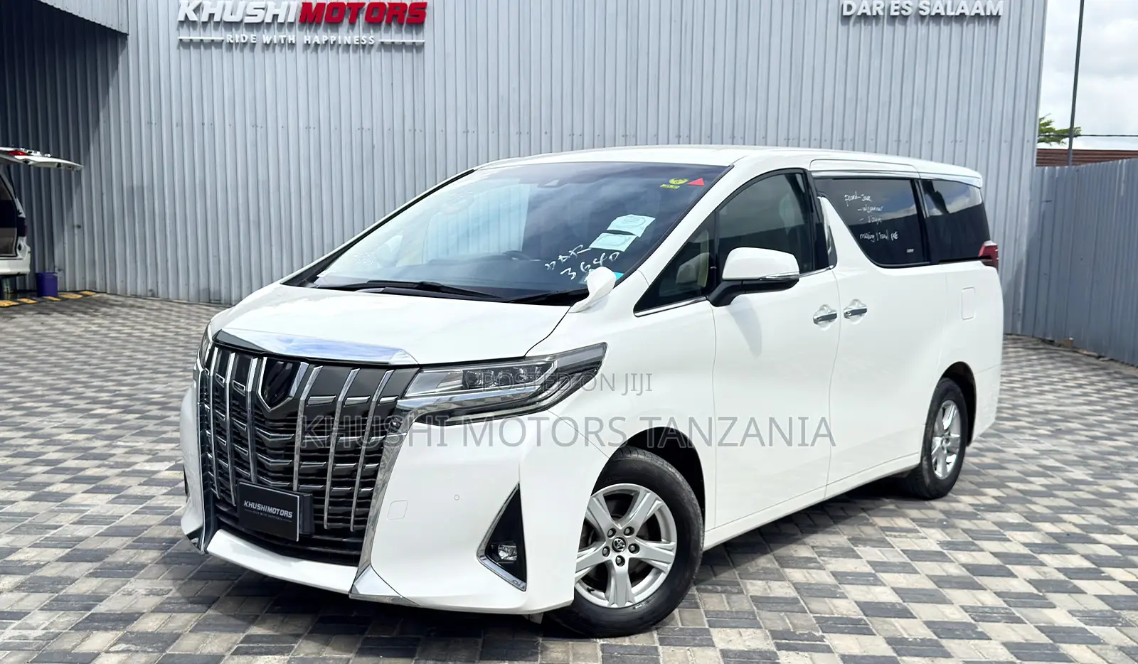 Toyota Alphard 2019 White