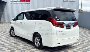 Toyota Alphard 2019 White