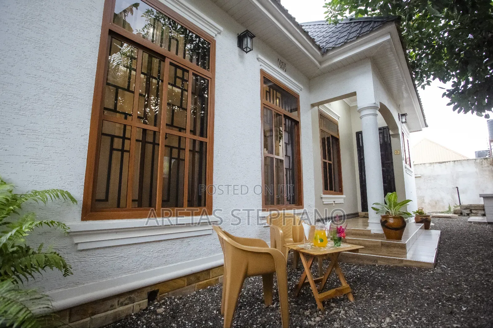 Furnished 3bdrm Apartment in Chekeleni, Moshono for rent