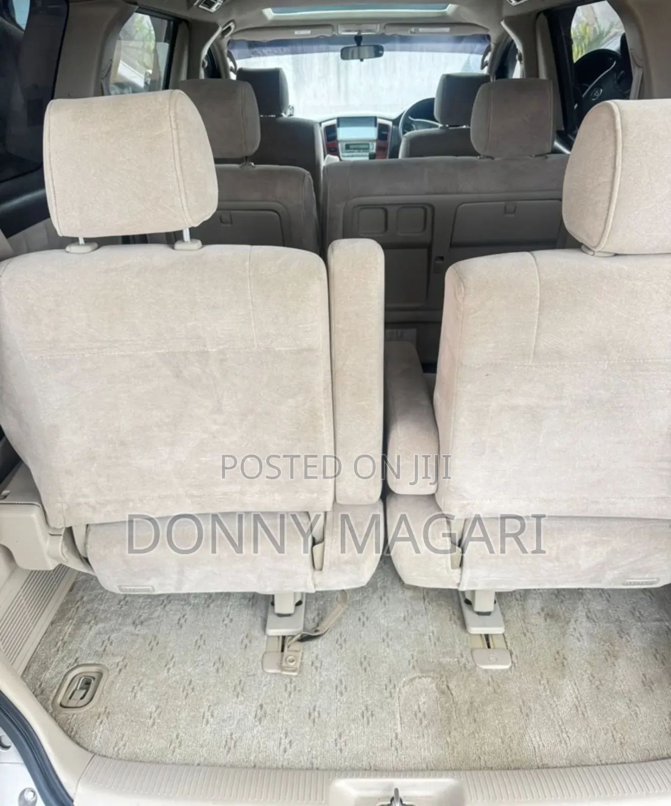 Toyota Alphard 2004 Gold