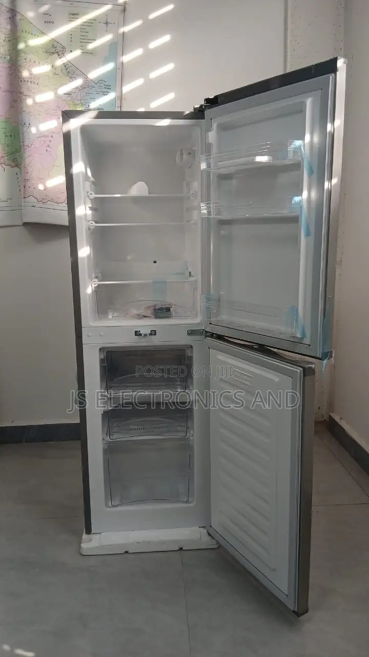 Adh Fridge Ujazo Wake Liter 188 Milango Miwili Freezer Ipo Chini.