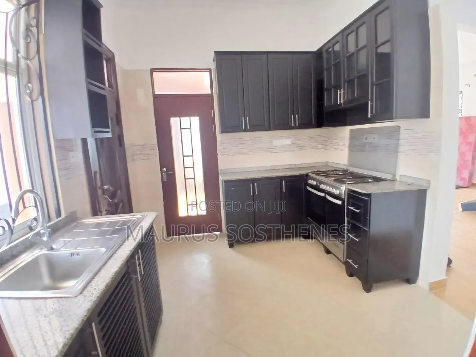 4bdrm House in Kifuru, Kinyerezi for rent