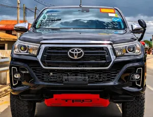 Toyota Hilux 2018 Black