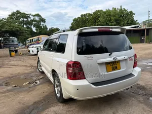 Toyota Kluger 2006 White