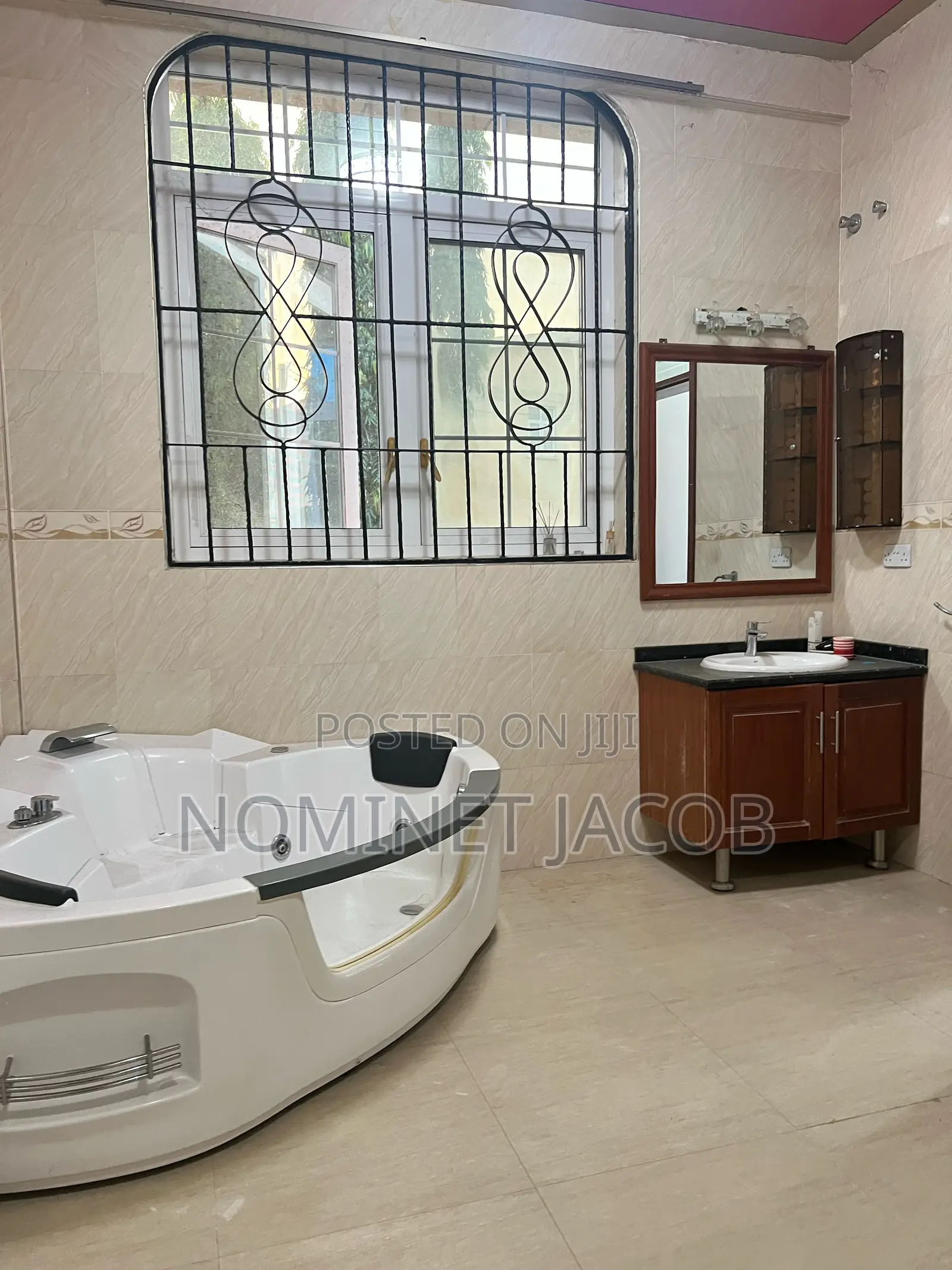 6bdrm House in Mbezi Beach Africana for sale