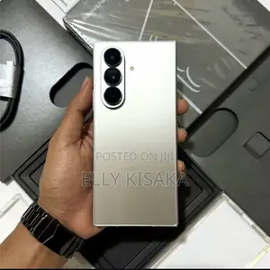 New Samsung Galaxy Z Fold7 256 GB Silver