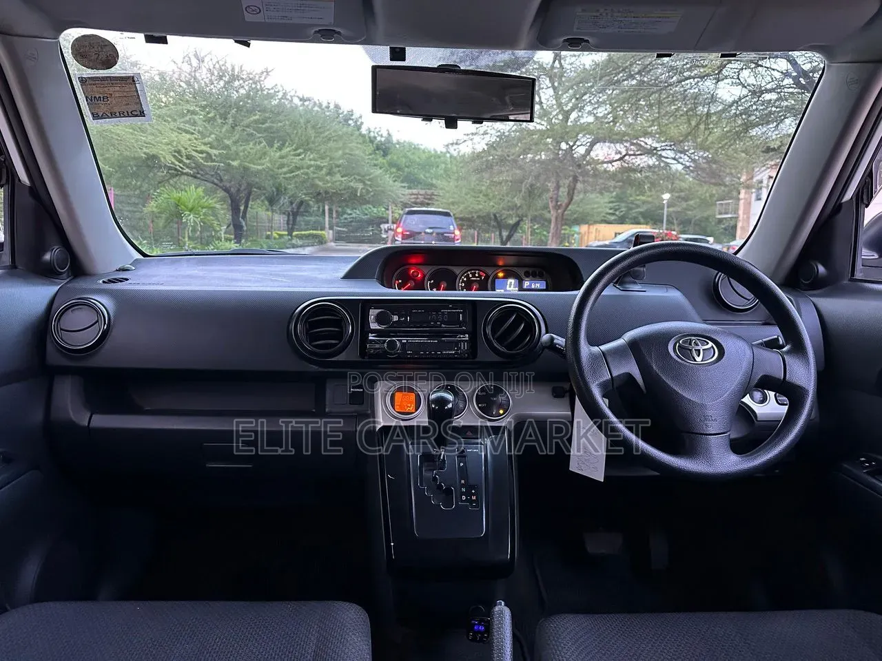 Toyota Corolla Rumion 2009 White