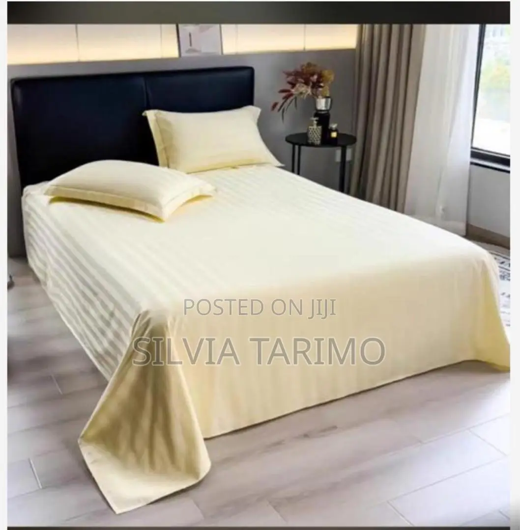Bedsheets Plain With Stripes