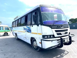Tata Starbus Ultra Skool 2005 White