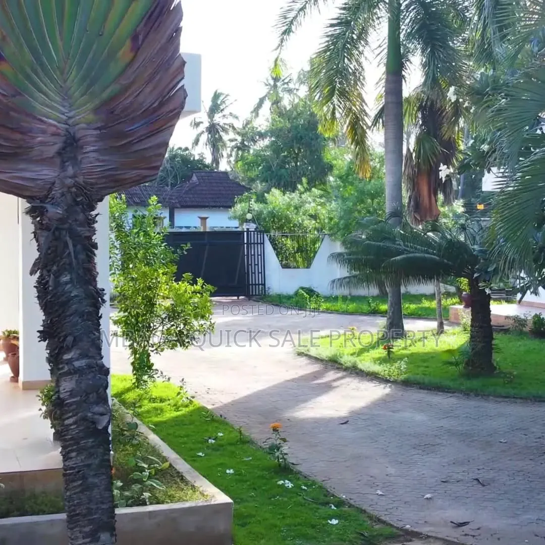 7bdrm Duplex in Mbezi Beach, Ifakara for rent