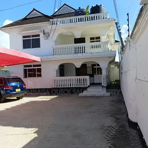 4bdrm House in Mikocheni for rent