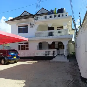 4bdrm House in Mikocheni for rent