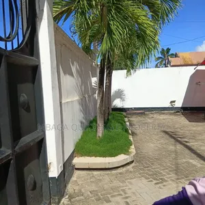 4bdrm House in Mikocheni for rent