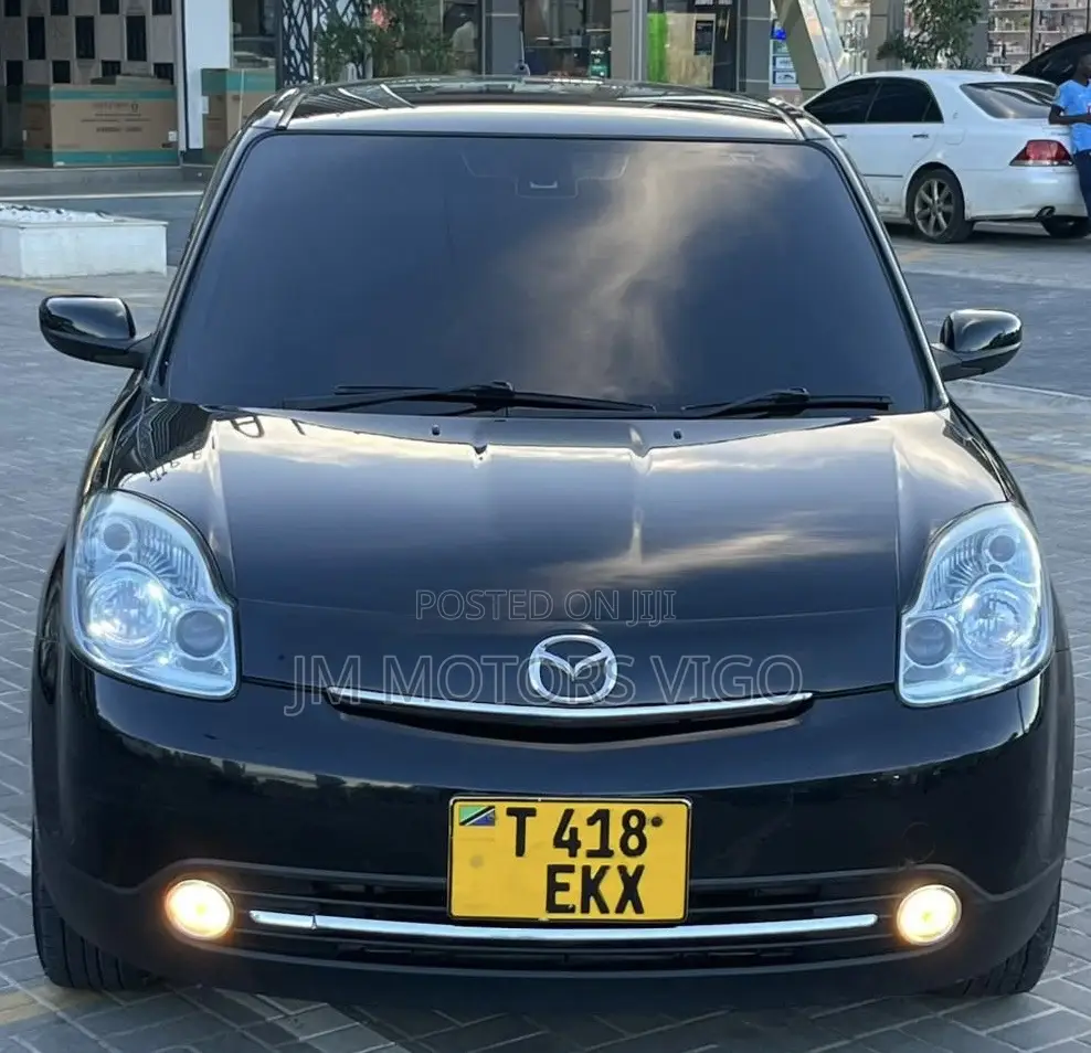 Mazda Verisa 2005 Black