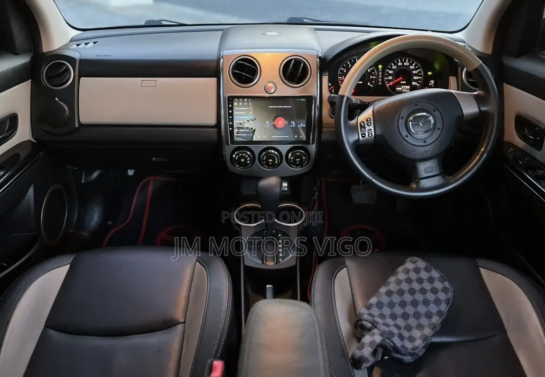 Mazda Verisa 2005 Black