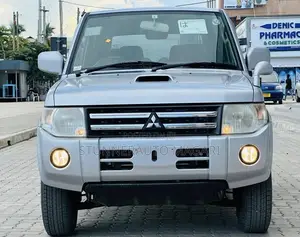 Mitsubishi Pajero Mini 2011 Blue