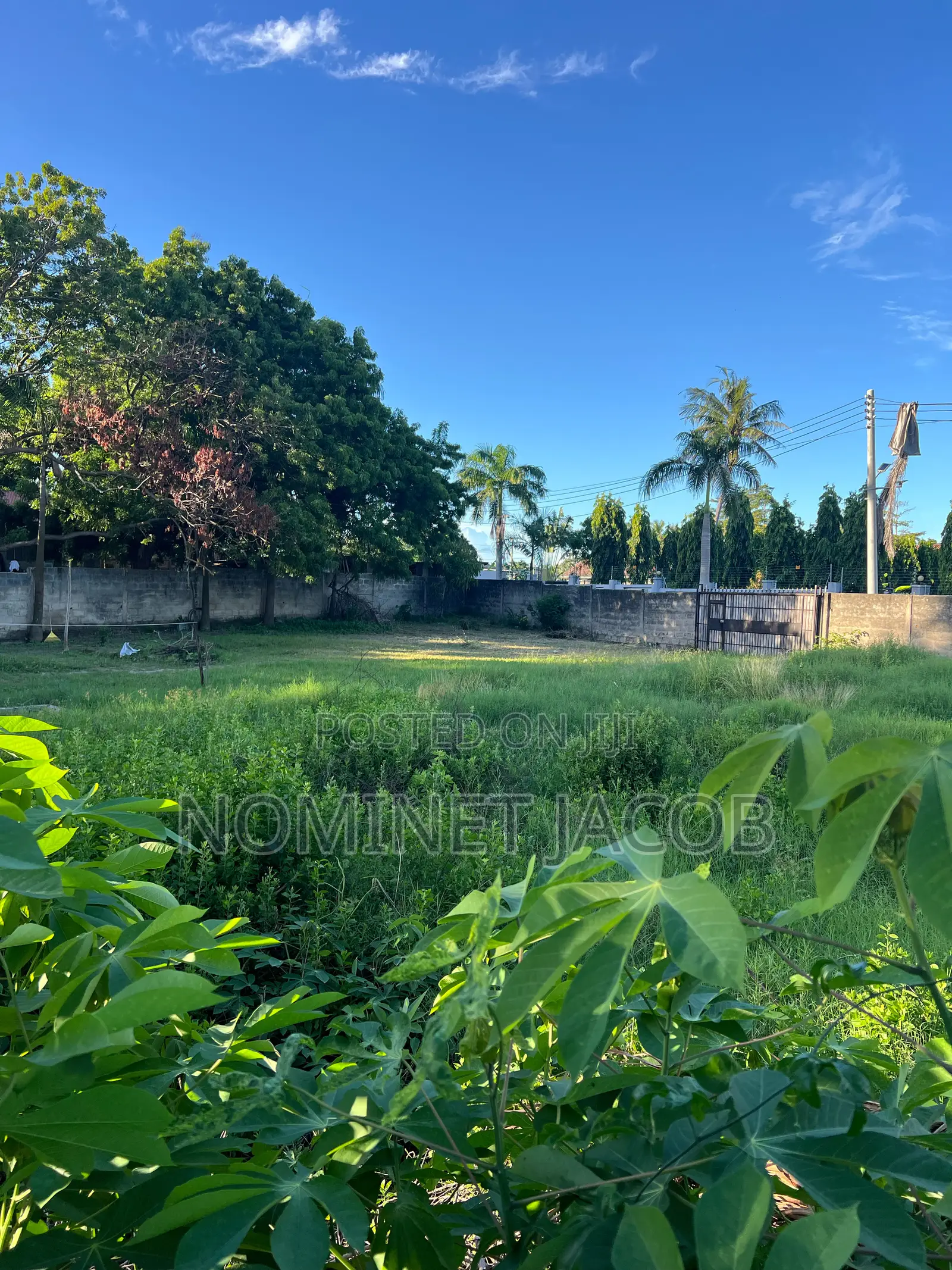 Plot for Sale CQMT 1000 Bei Million 450,000,000