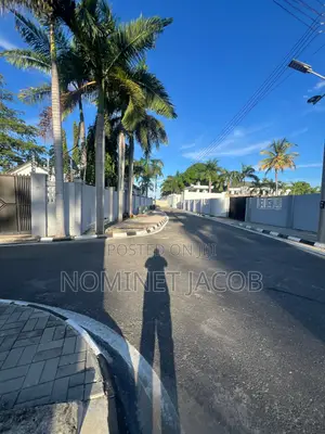 Plot for Sale CQMT 1000 Bei Million 450,000,000