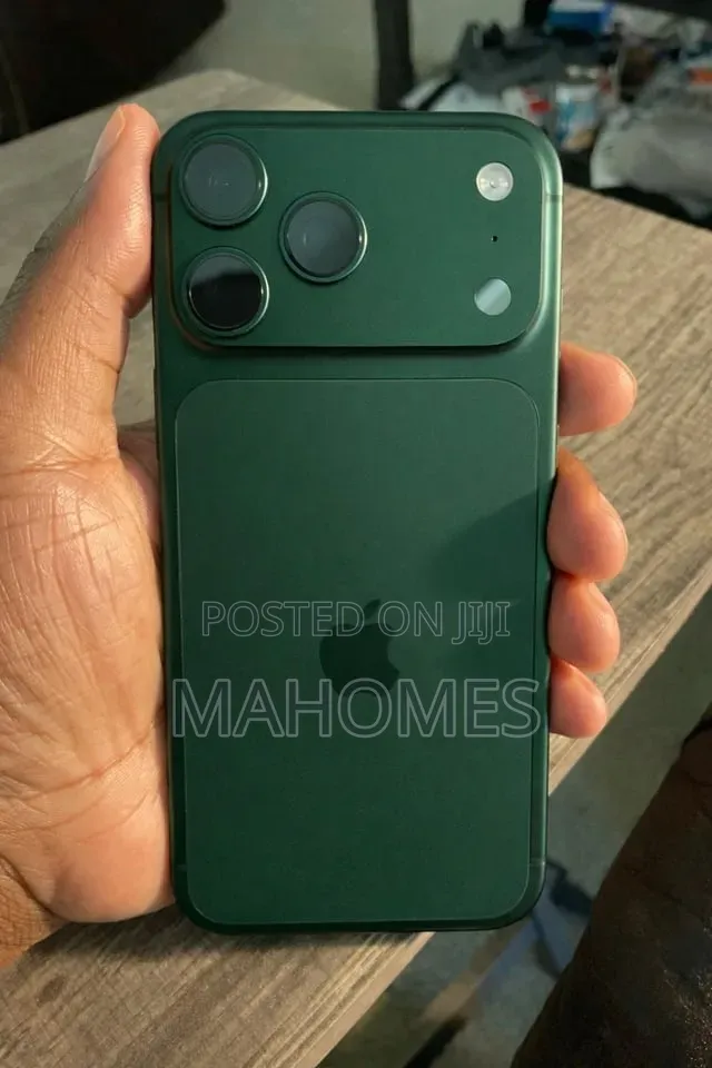 New Apple iPhone 17 Pro Max 1 TB Green