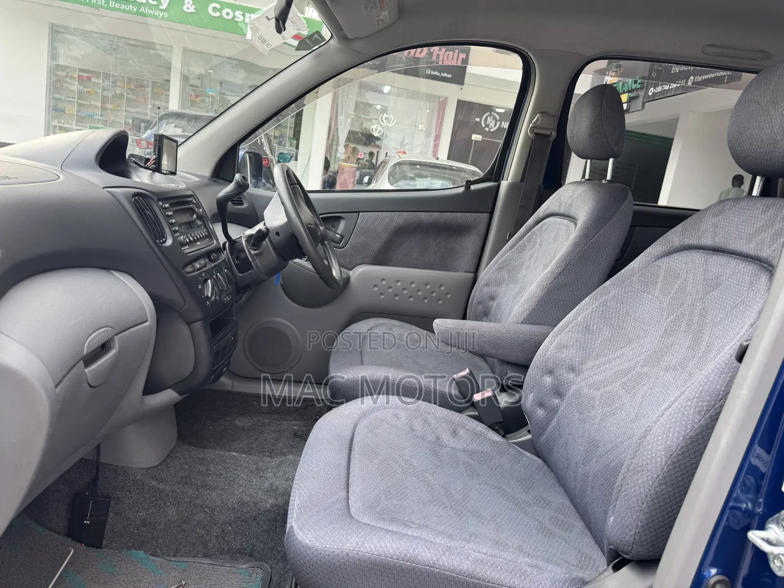 Toyota Fun Cargo 2004 Blue
