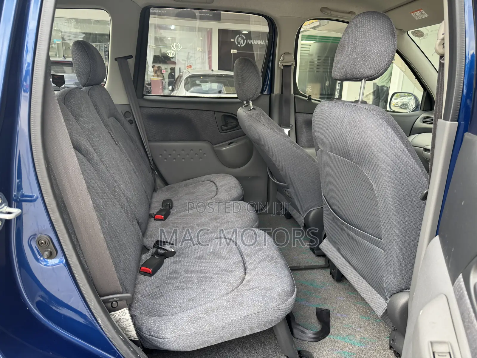 Toyota Fun Cargo 2004 Blue