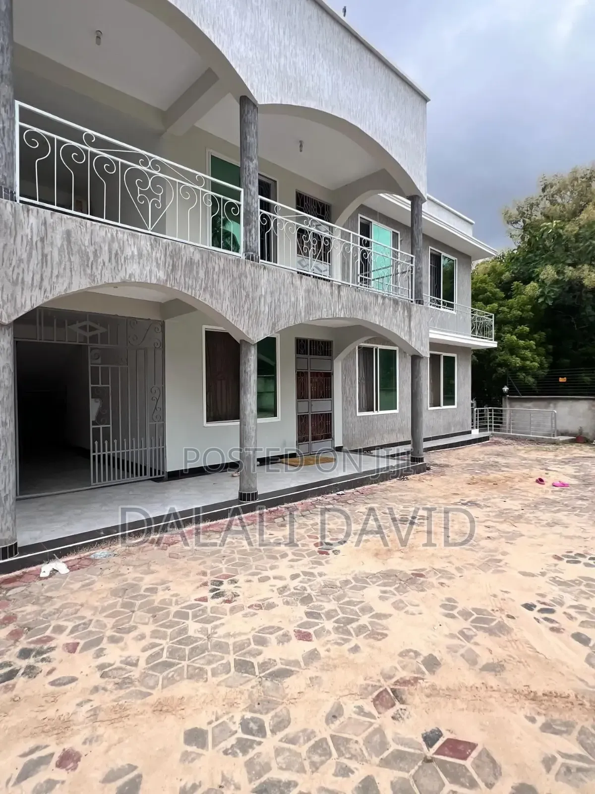 3bdrm Apartment in Makongo Juu, Goba for rent