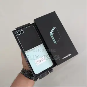 New Samsung Galaxy Z Flip6 256 GB Black