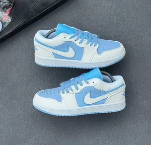 Nike Air Jordan 1 Low Se “Reverse Ice Blue”